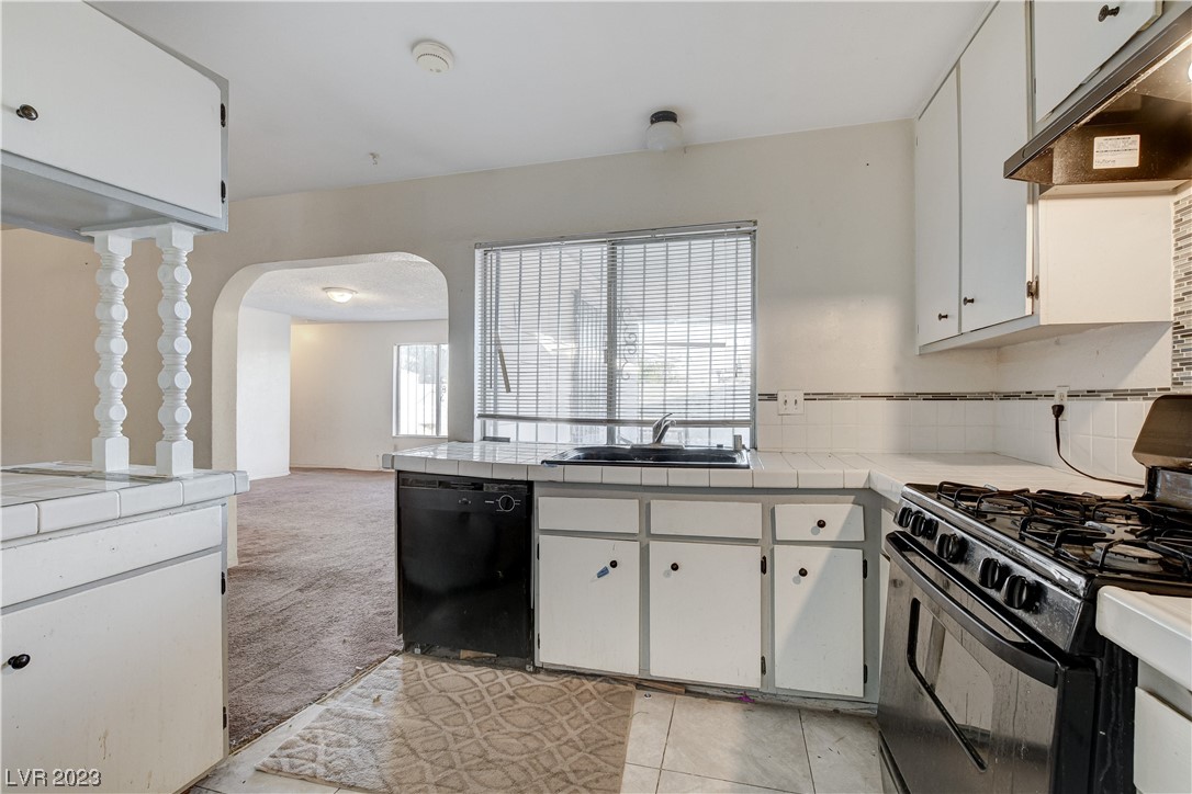 3300 Marionette Avenue