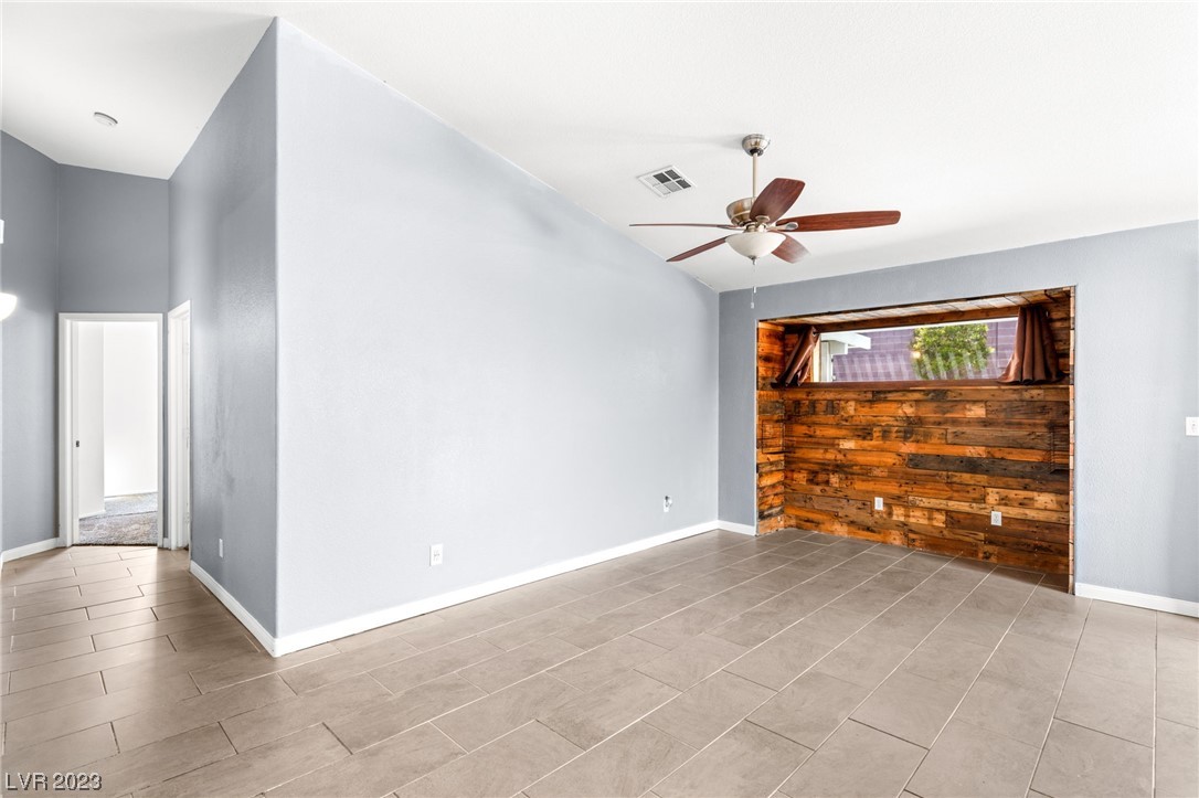 13 Woodcarver Street