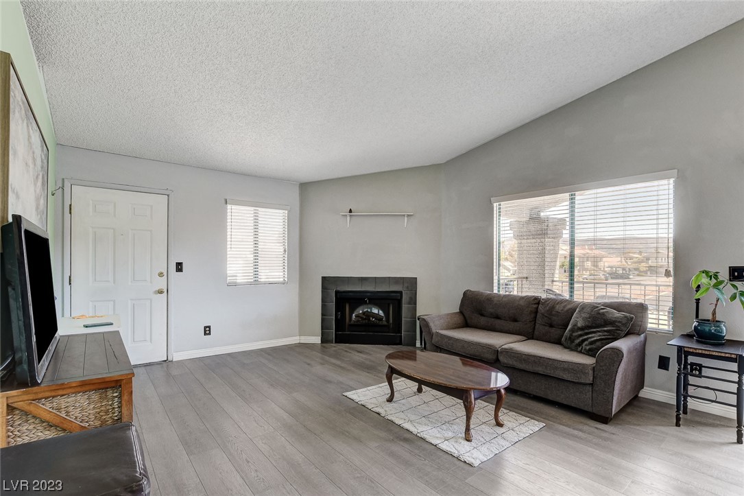 1575 W Warm Springs Road Unit: 1124