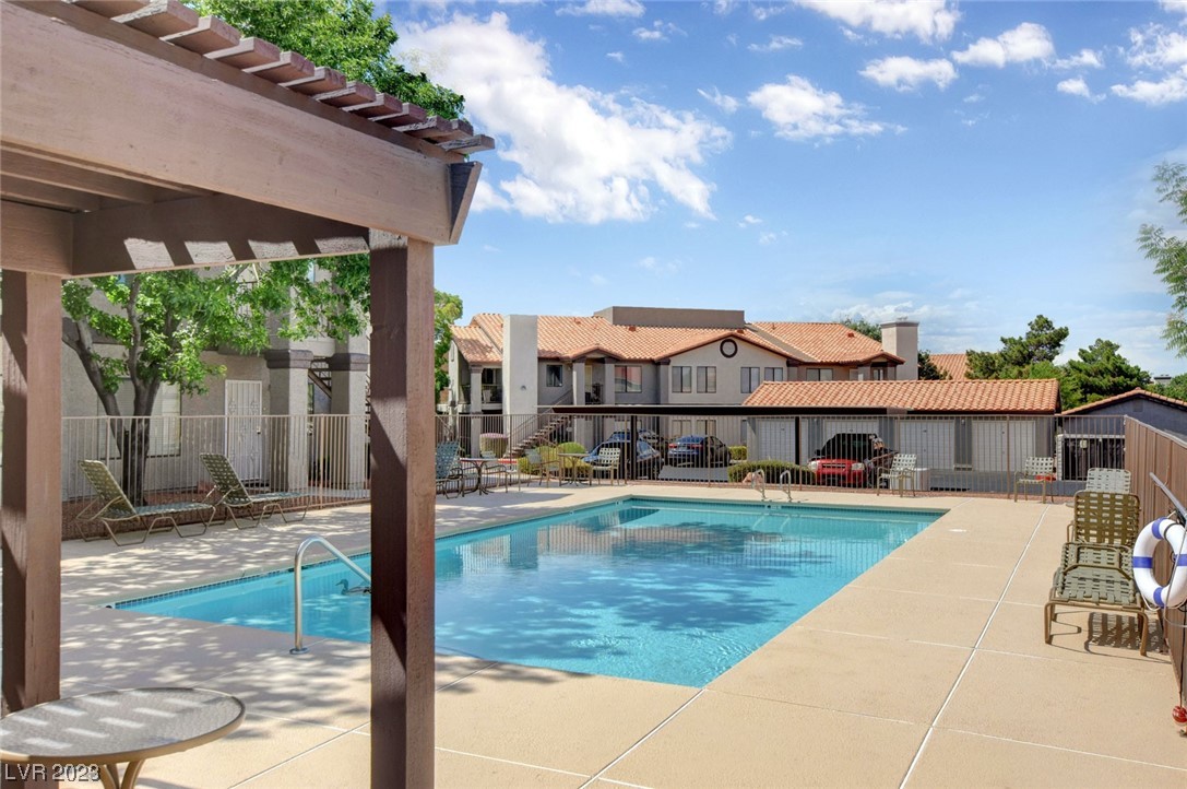 1575 W Warm Springs Road Unit: 1124