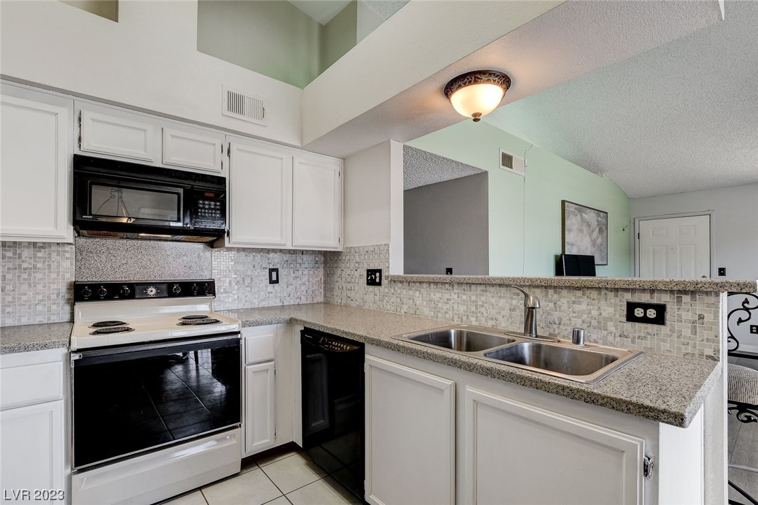 1575 W Warm Springs Road Unit: 1124