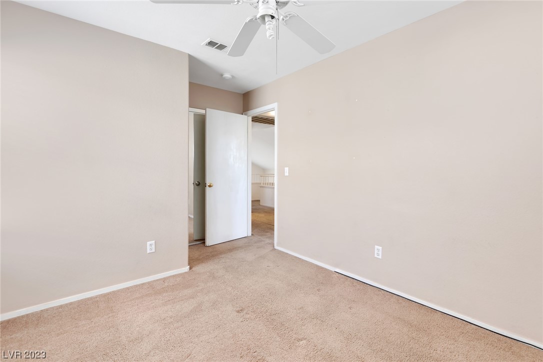 1728 Klamath Falls Way