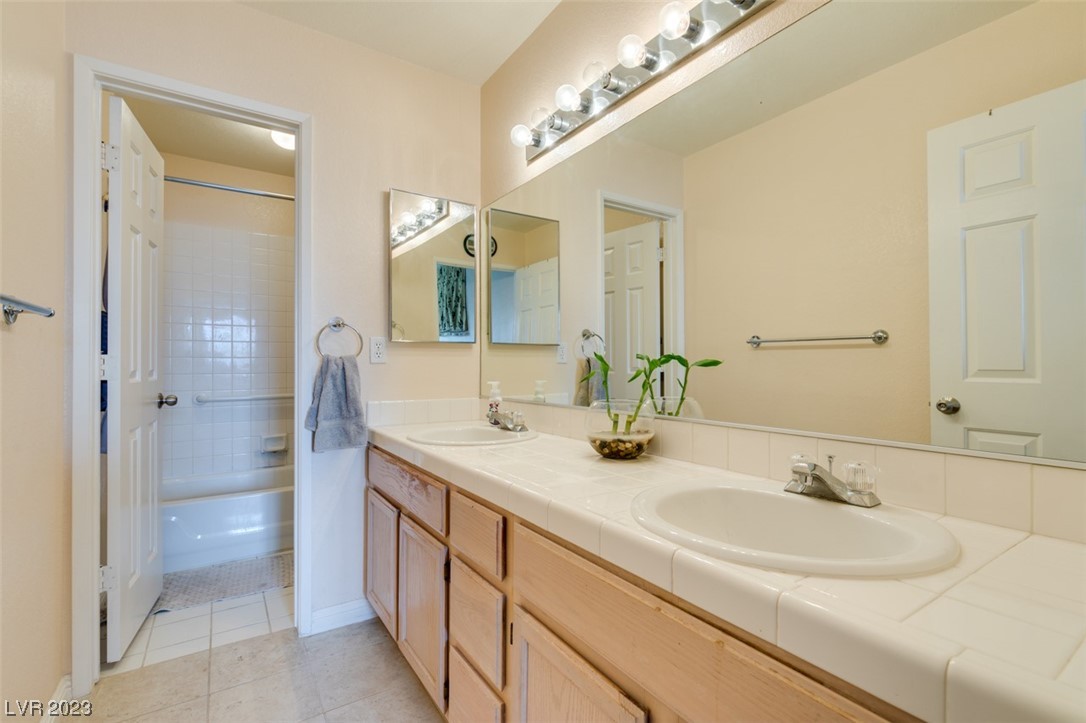 2725 S Nellis Boulevard Unit: 1197
