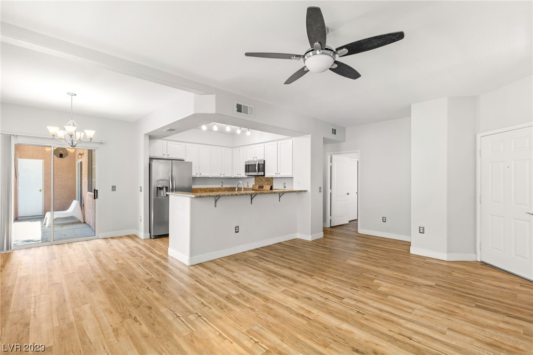 9901 Trailwood Drive Unit: 1124