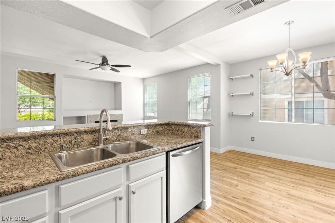 9901 Trailwood Drive Unit: 1124