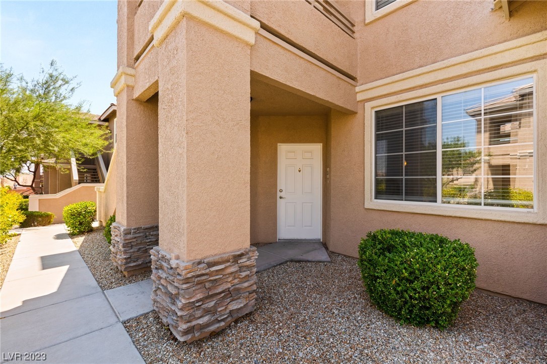 9901 Trailwood Drive Unit: 1124