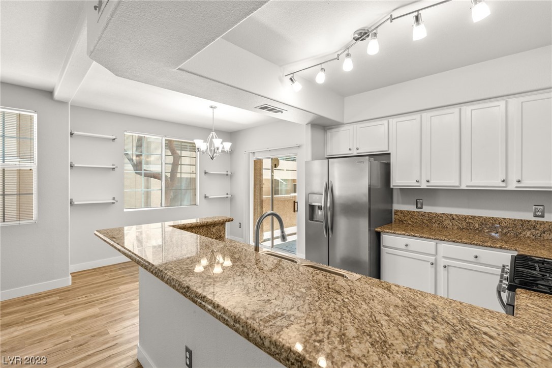 9901 Trailwood Drive Unit: 1124