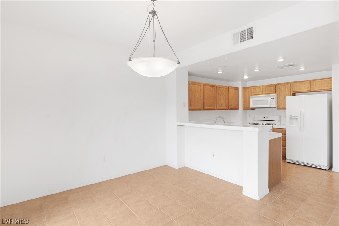 10720 Amber Ridge Drive Unit: 203