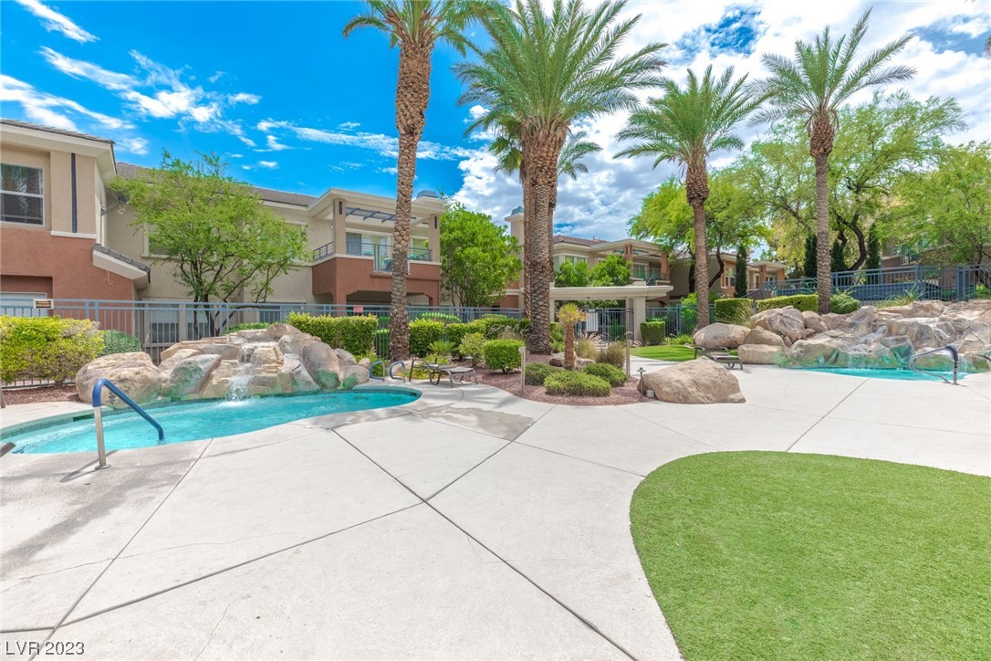 10720 Amber Ridge Drive Unit: 203