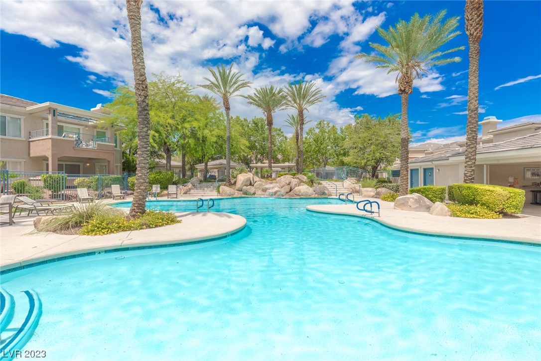 10720 Amber Ridge Drive Unit: 203