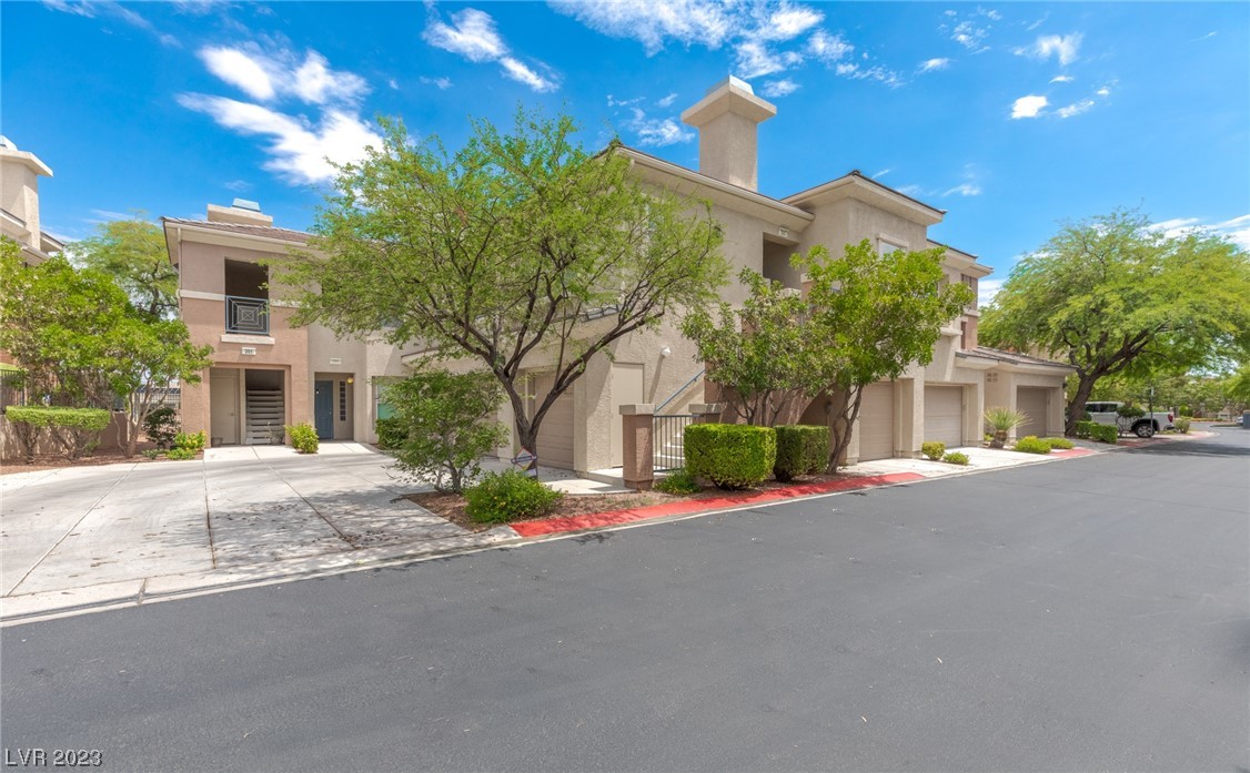 10720 Amber Ridge Drive Unit: 203