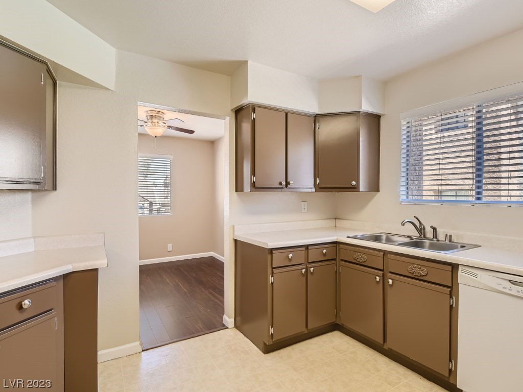 3151 Soaring Gulls Drive Unit: 1194