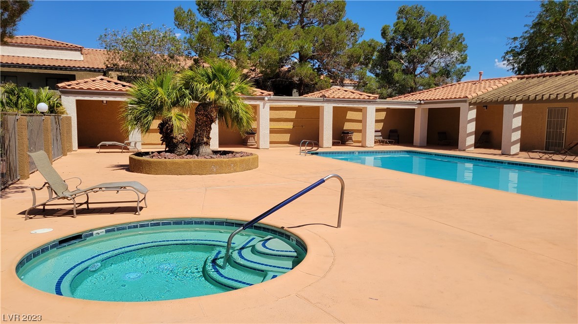 3151 Soaring Gulls Drive Unit: 1194