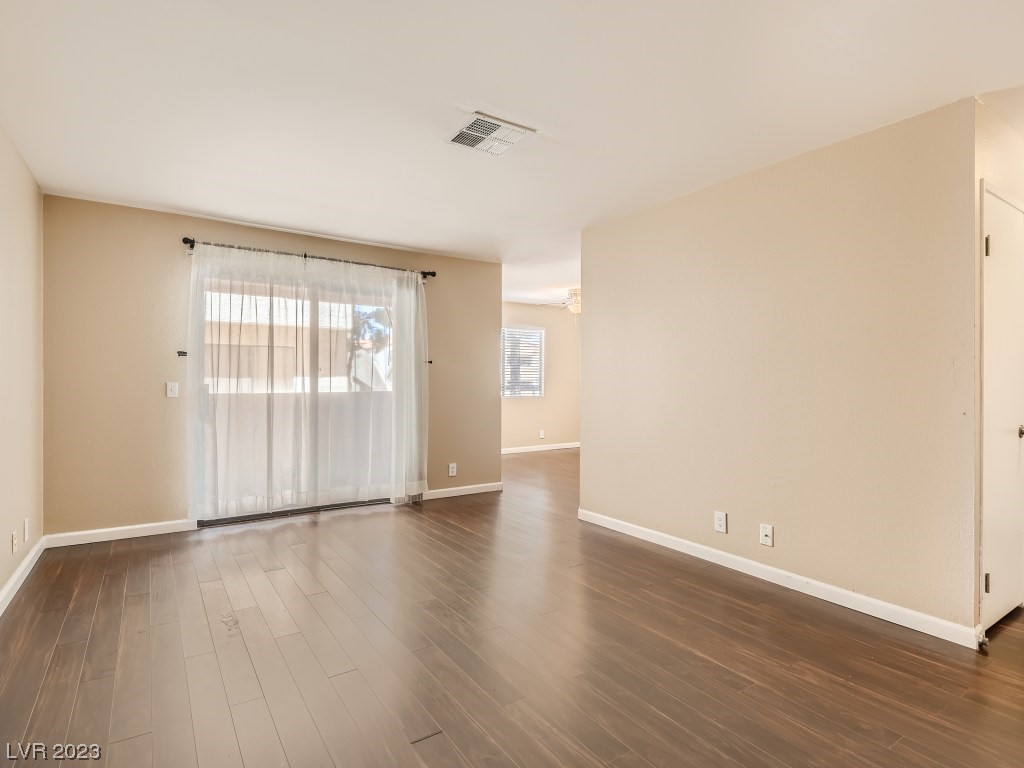 3151 Soaring Gulls Drive Unit: 1194