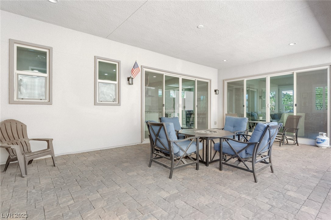 1124 E Sunset Road