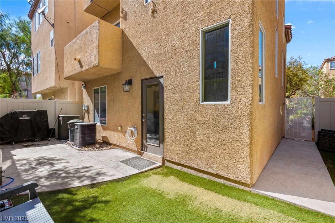 1171 Adriana Bend Court