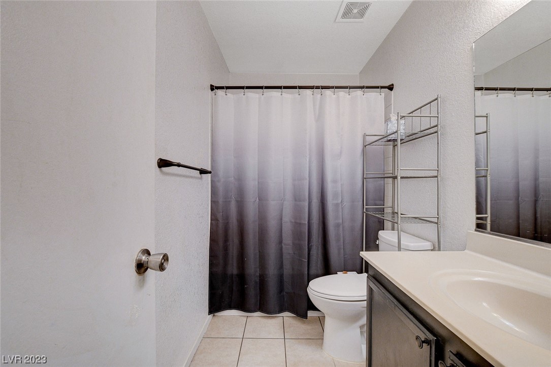 1120 Observation Drive Unit: 201