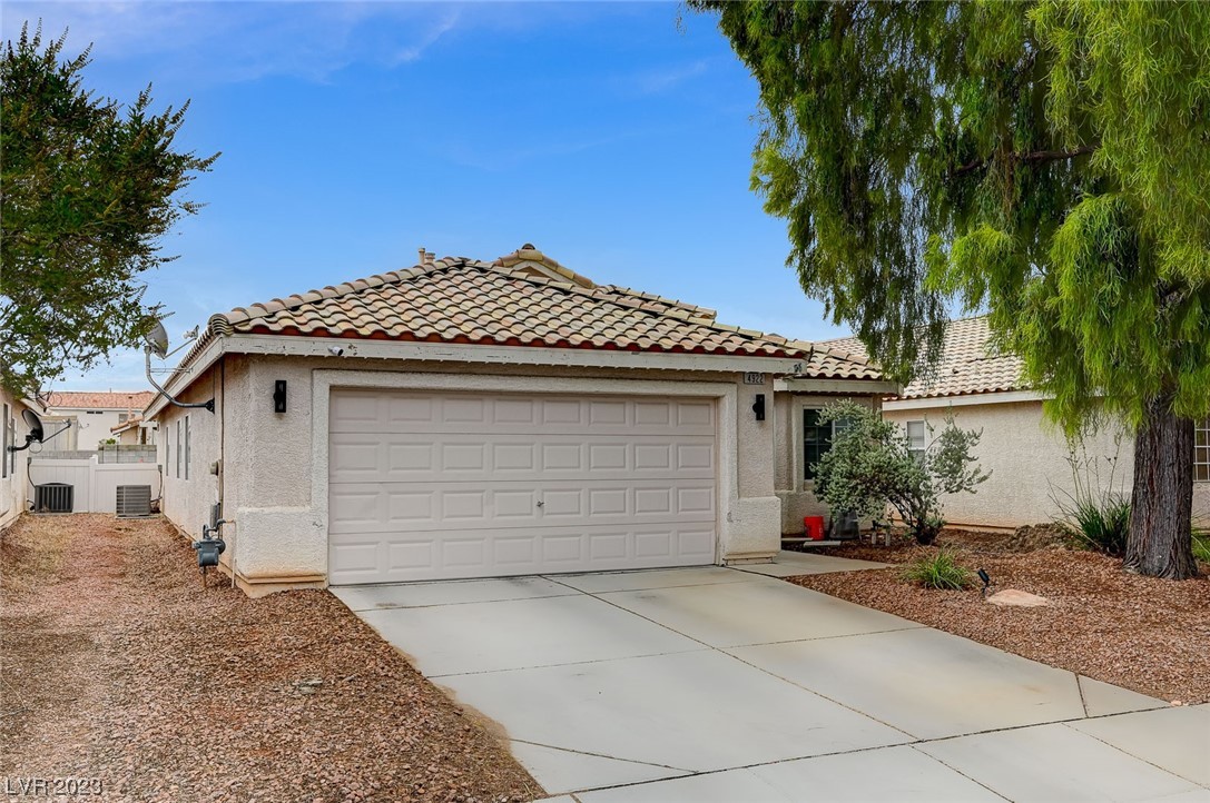 4922 Drifting Pebble Street