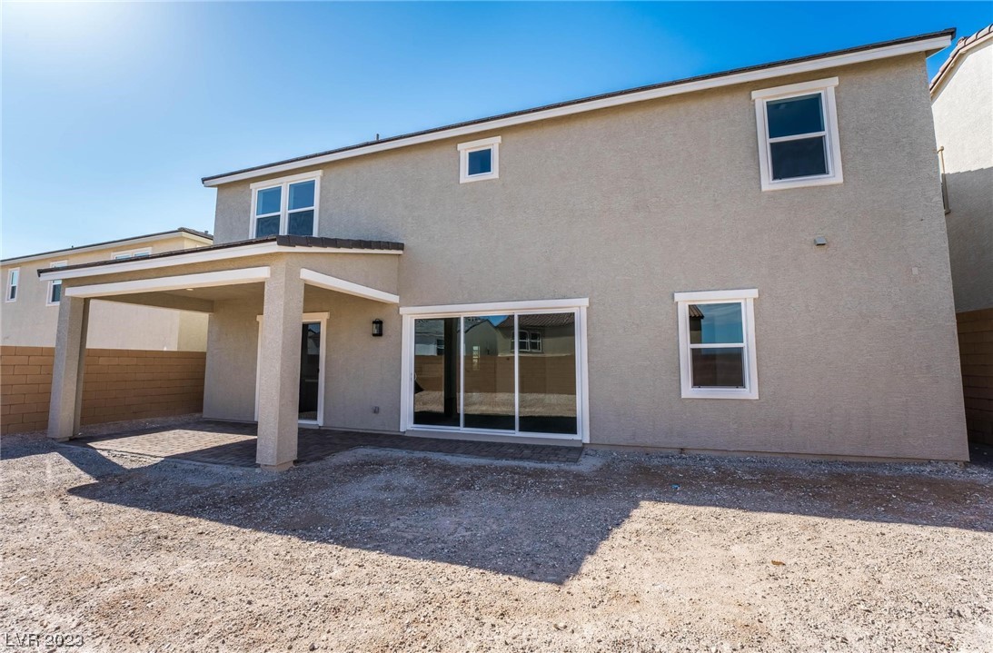 10166 Bismarck Palms Avenue