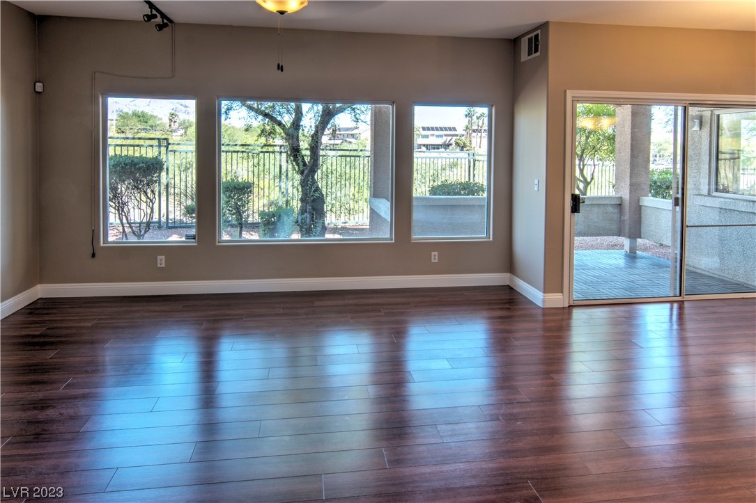 10830 Amber Ridge Drive 101