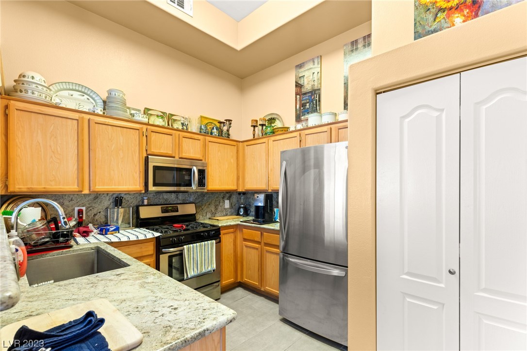 700 Carnegie Street Unit: 1524