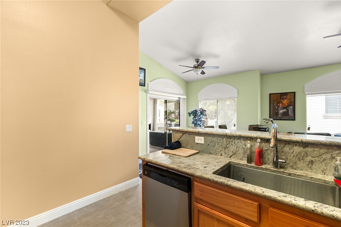 700 Carnegie Street Unit: 1524