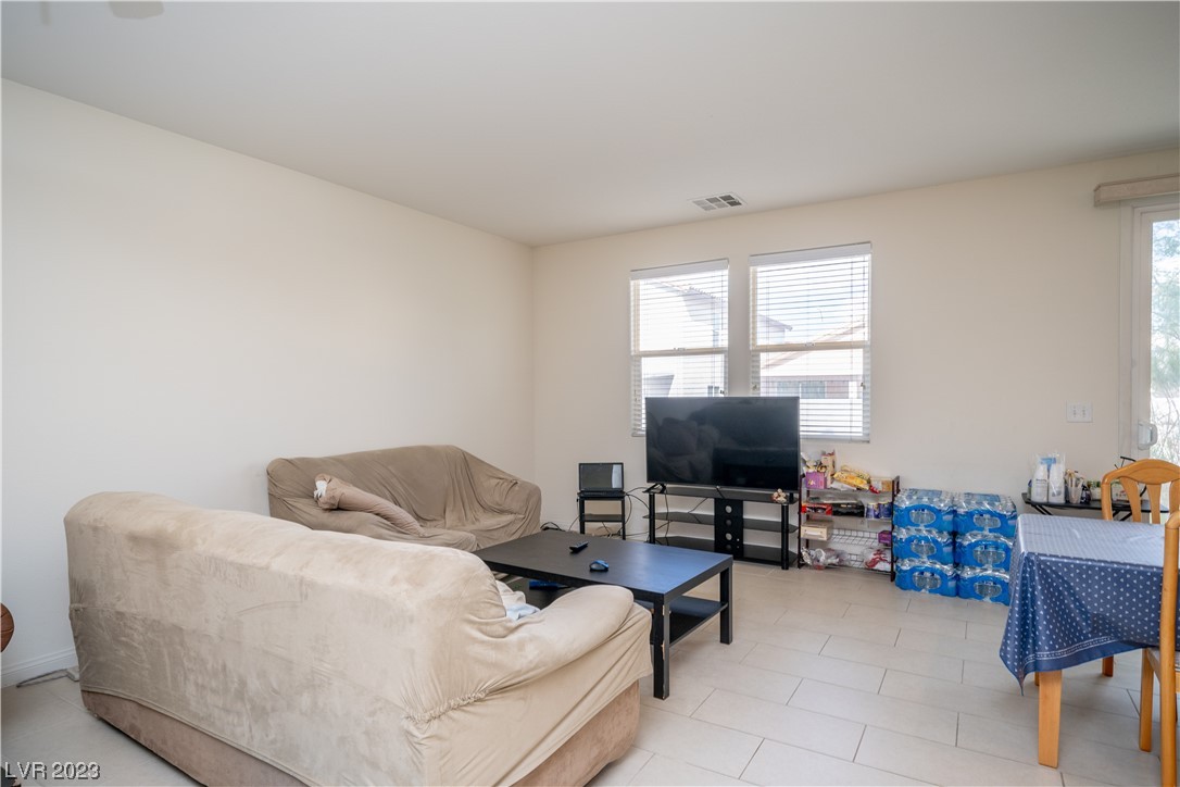 9548 Windsor Forest Court