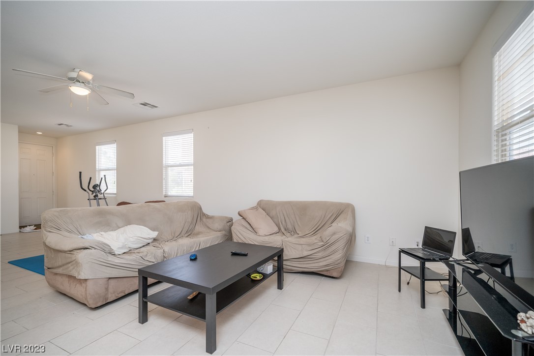 9548 Windsor Forest Court