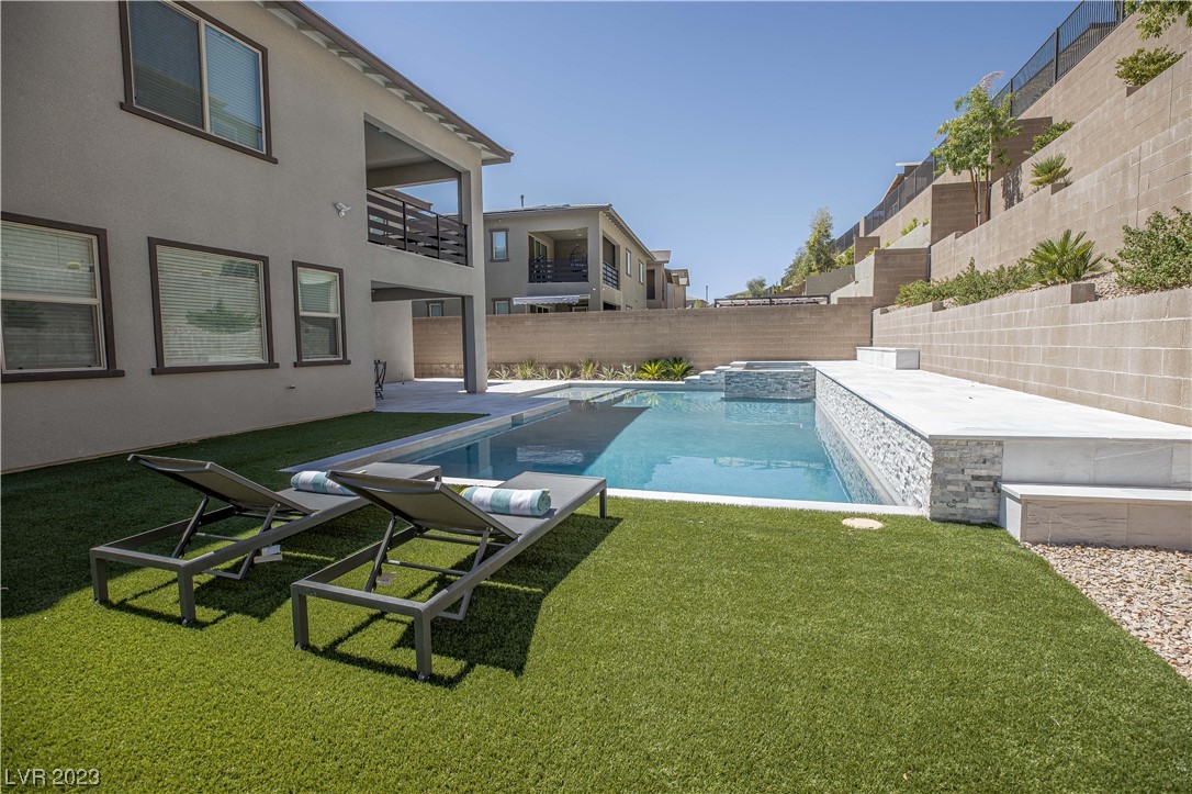 12404 Pine Bend Avenue