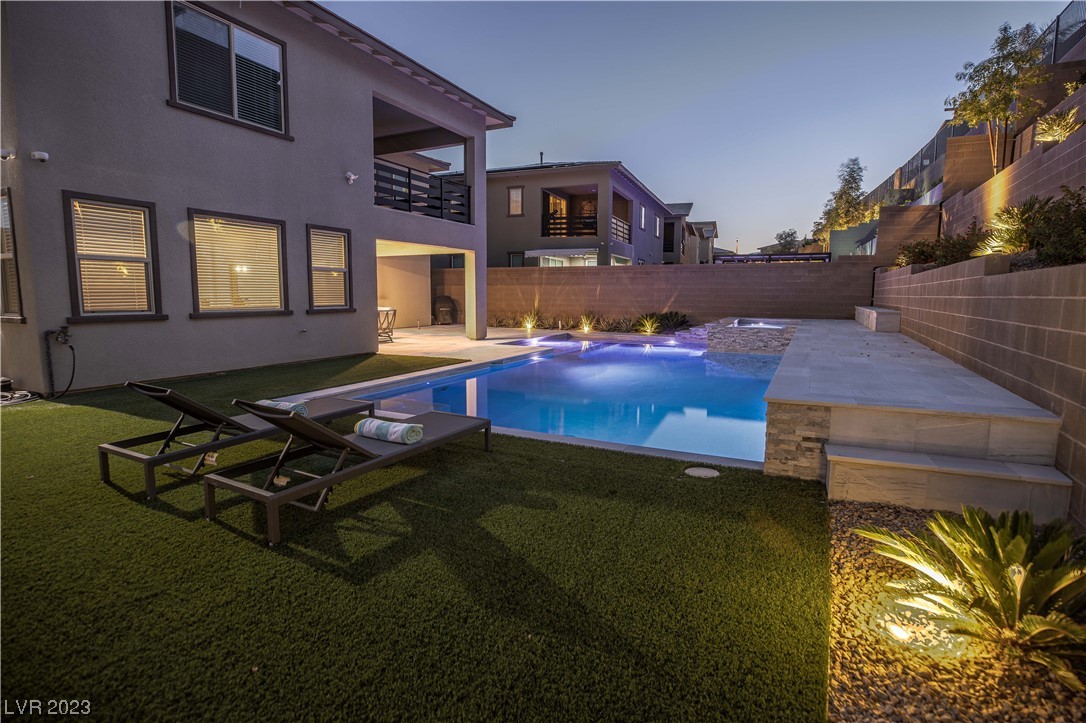 12404 Pine Bend Avenue