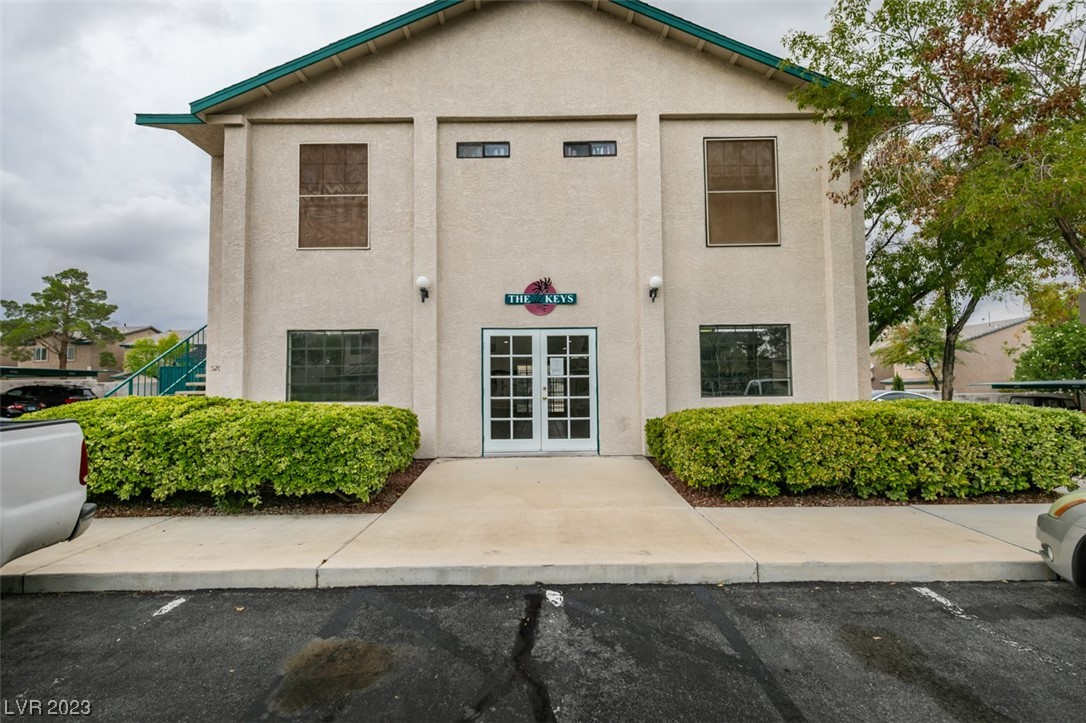 5231 Lindell Road Unit: 101
