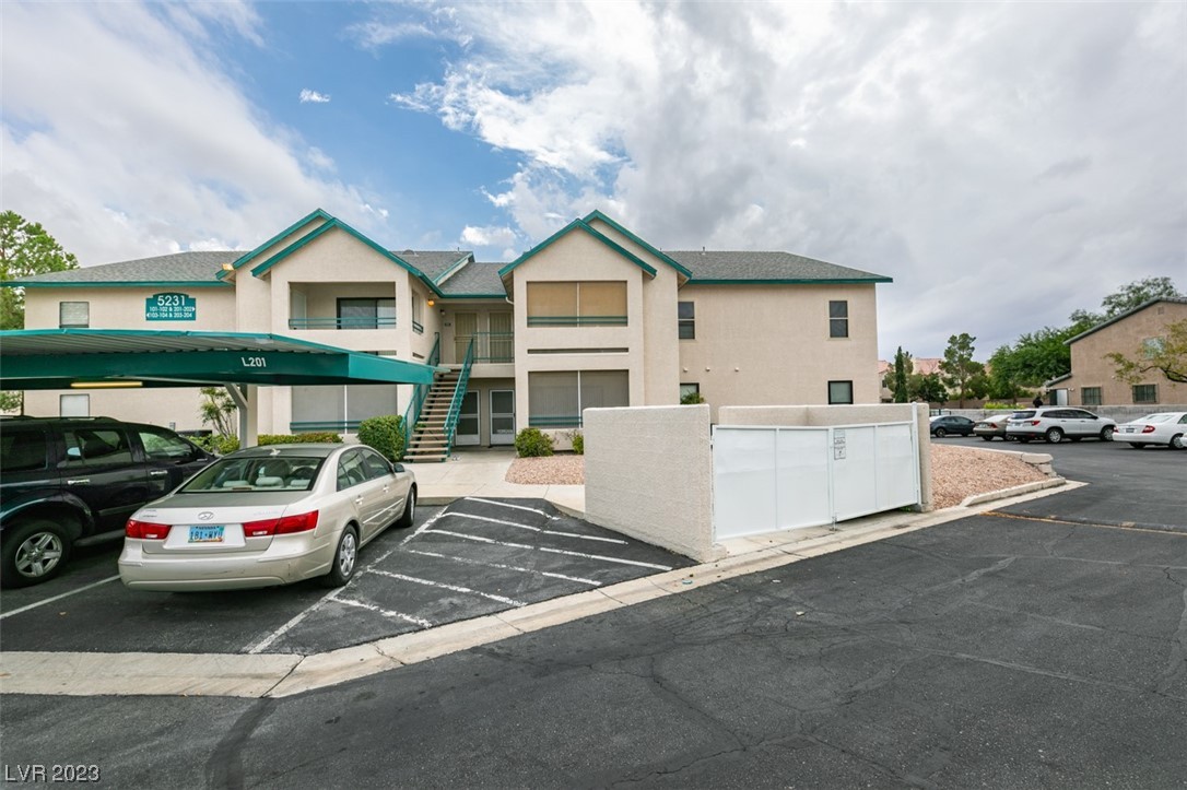 5231 Lindell Road Unit: 101