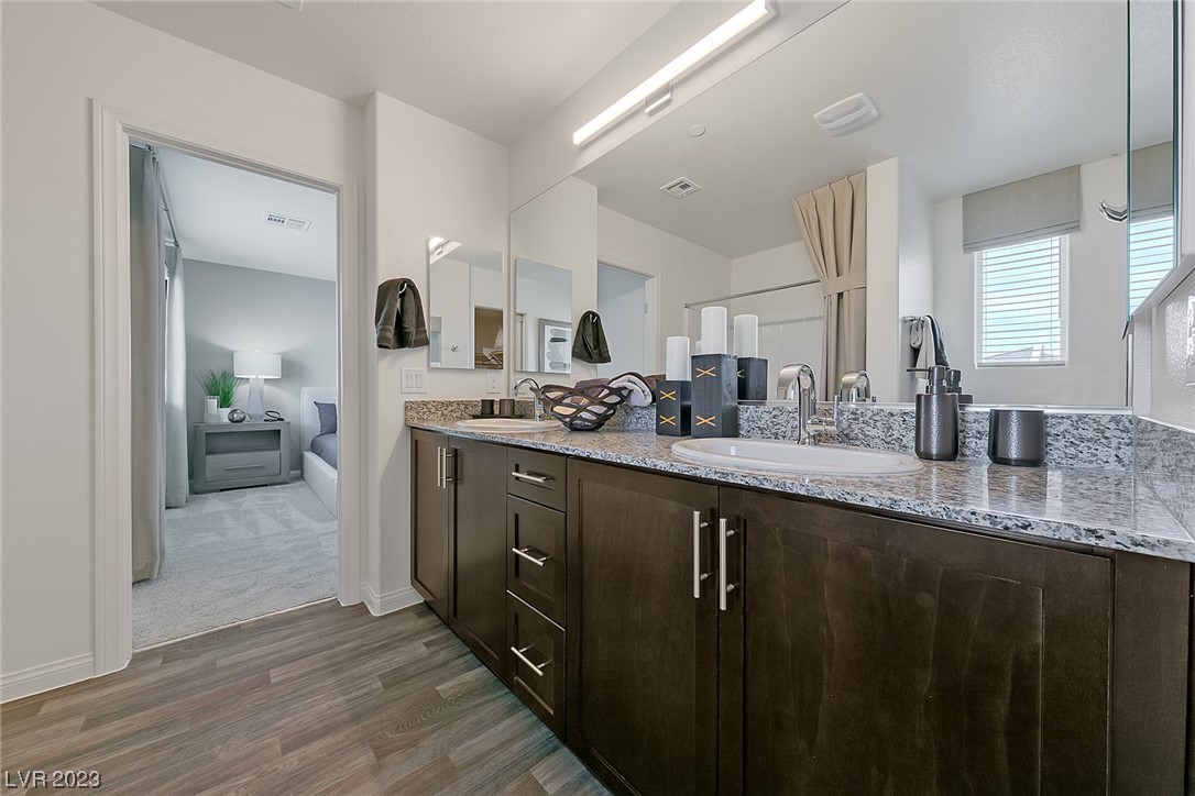 6868 Diamond Blue Street