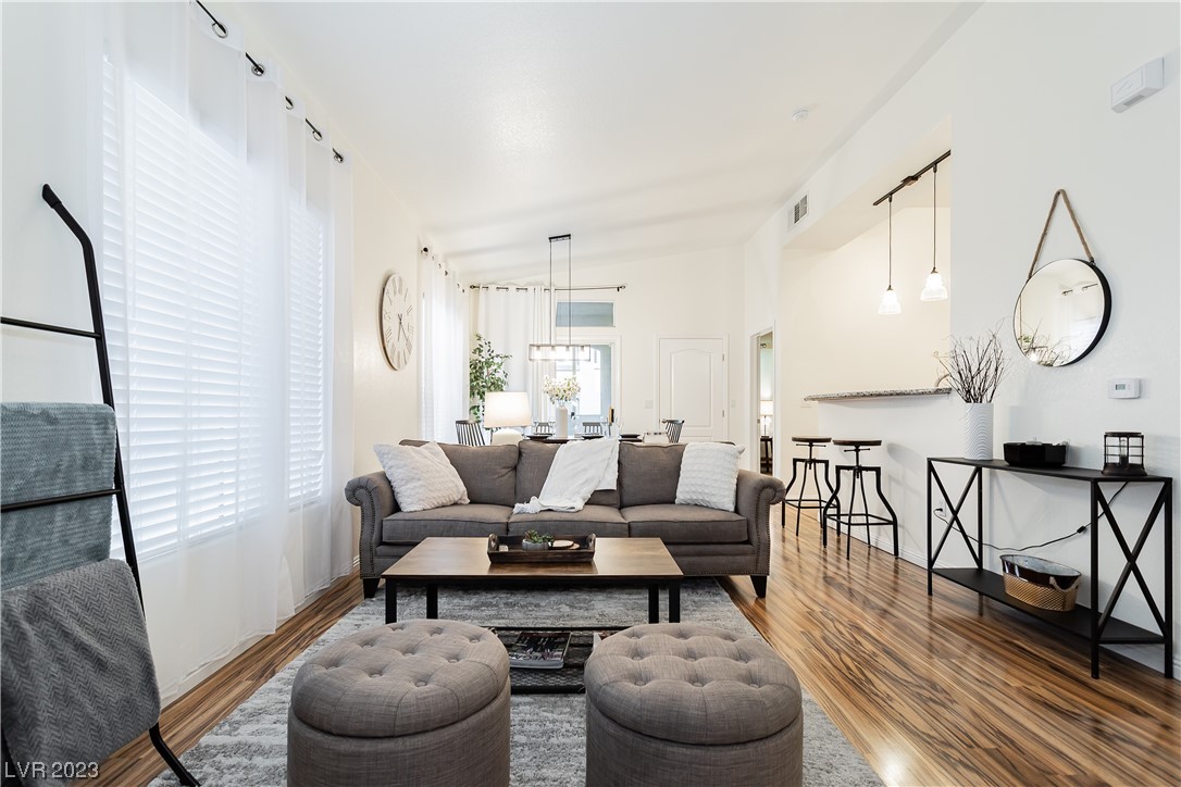 3351 Indian Shadow Street 203