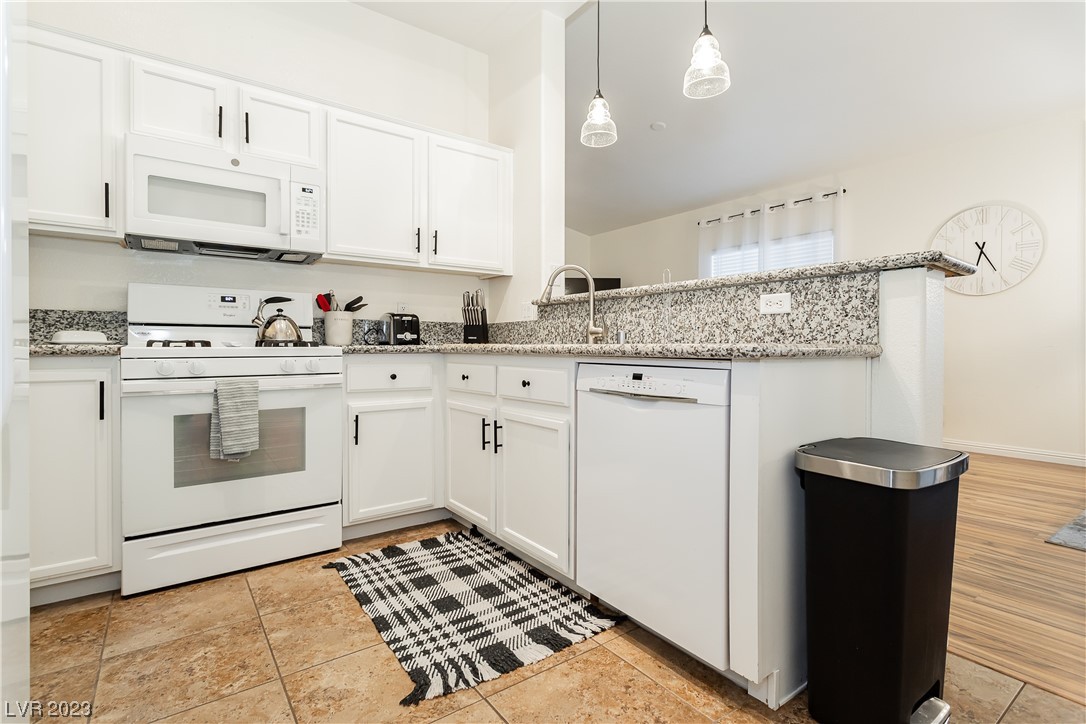 3351 Indian Shadow Street 203