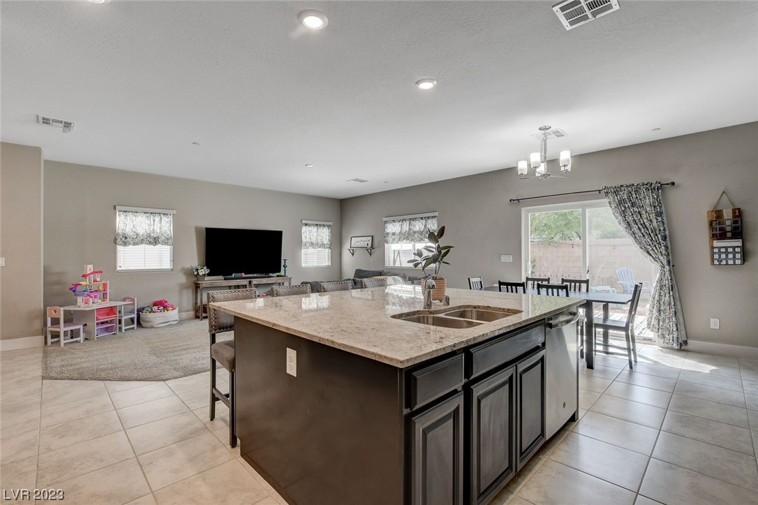 2809 Rainy Meadows Avenue
