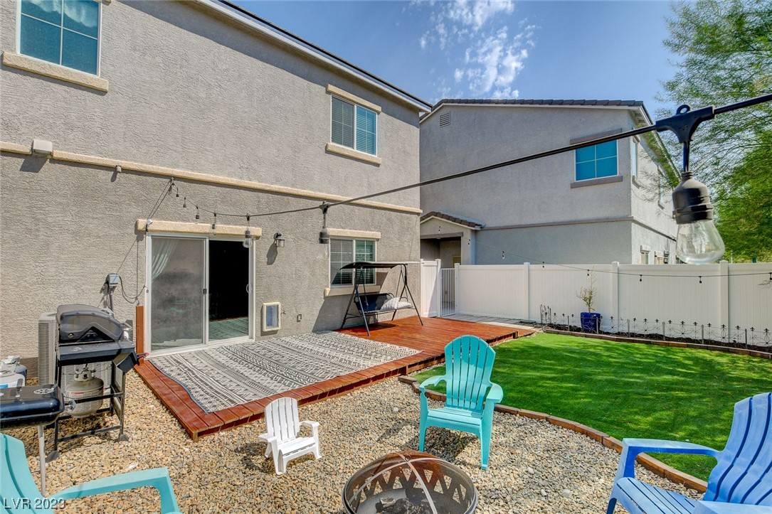 2809 Rainy Meadows Avenue