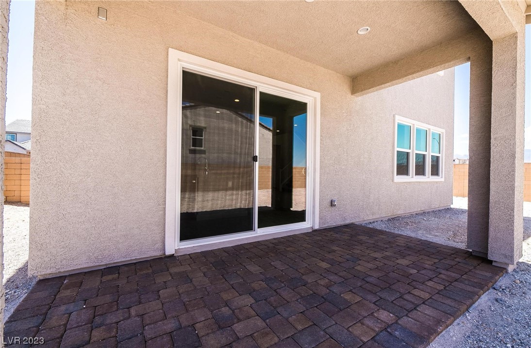 10446 Muro Russo Avenue