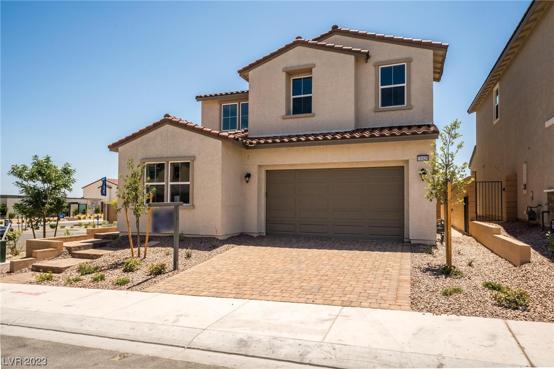 10429 Muro Russo Avenue