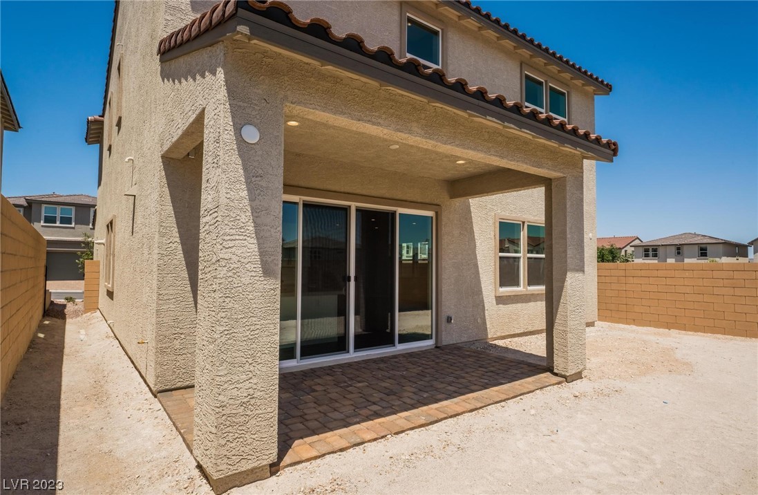 10429 Muro Russo Avenue