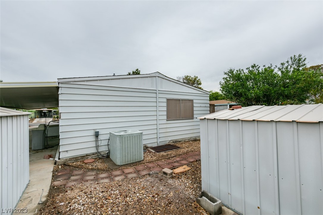 5235 Sir James Way
