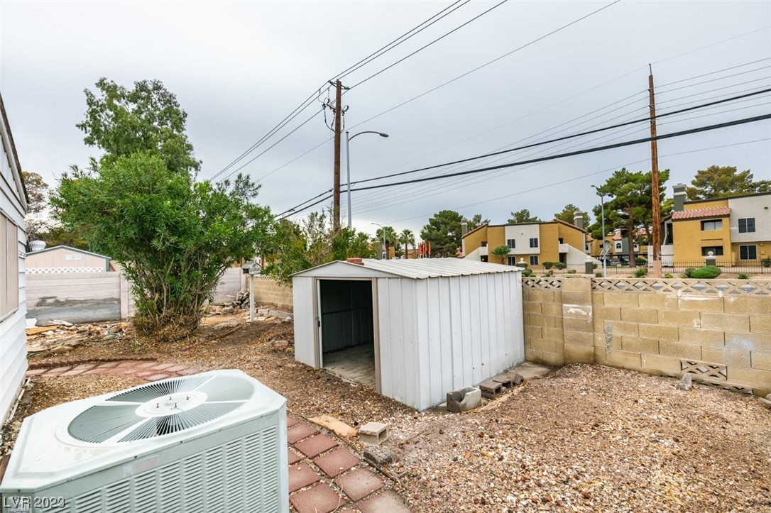 5235 Sir James Way