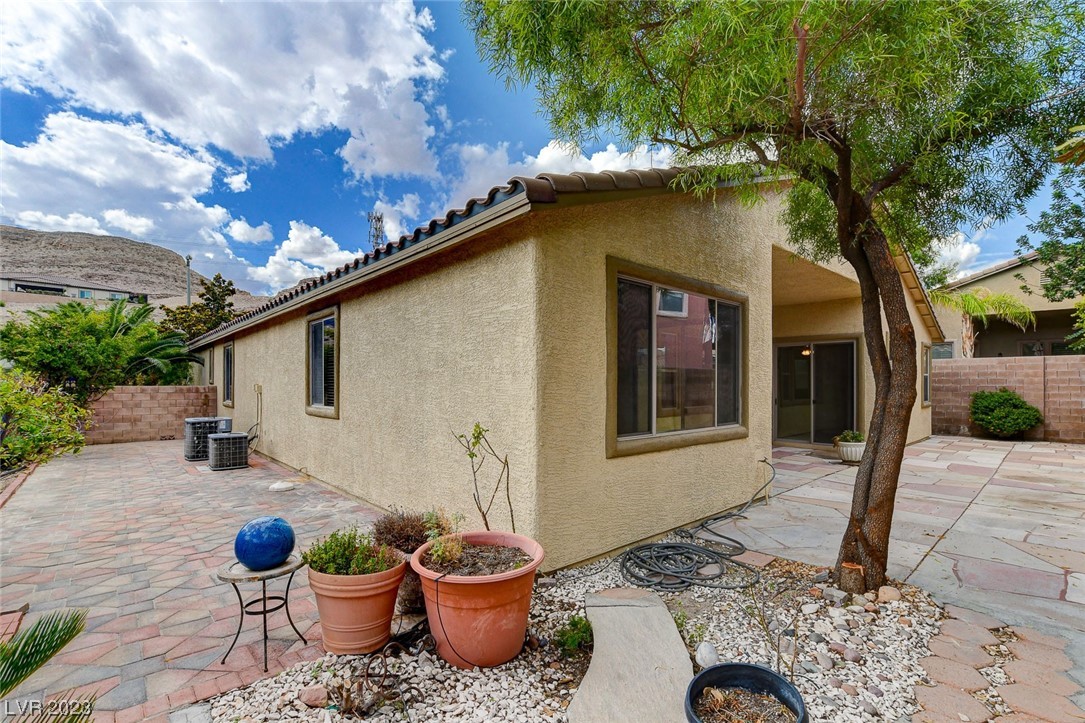 11196 Gammila Drive