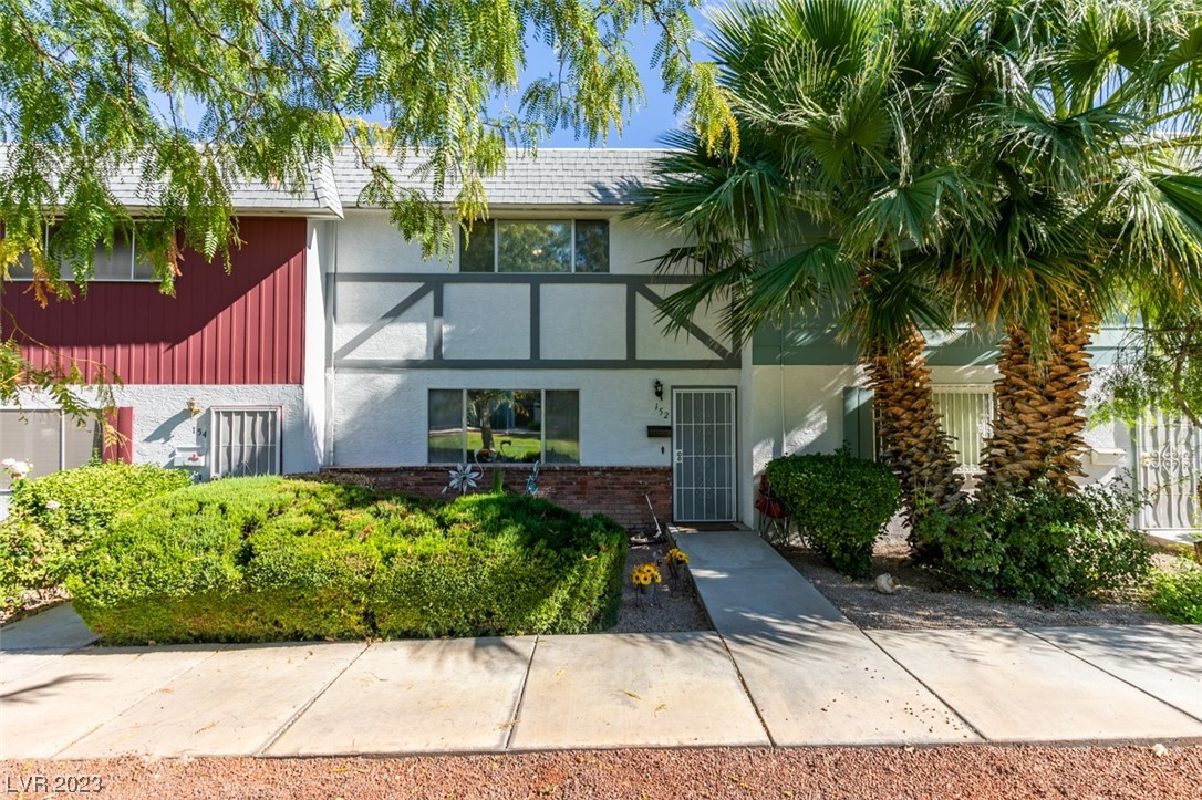 152 Greenbriar Townhouse Way