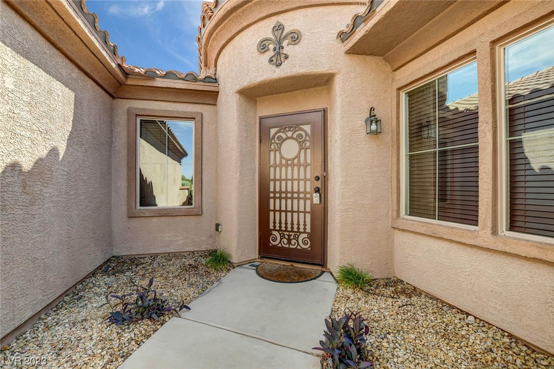 5475 Criollo Drive