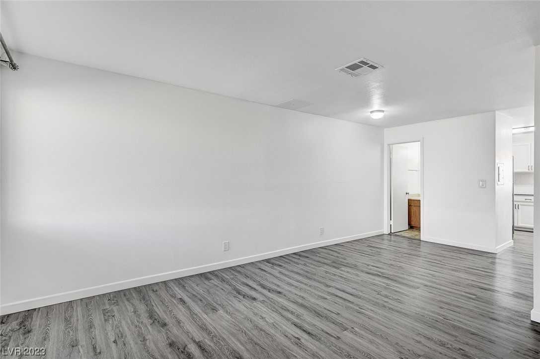 1303 Darlene Way Unit: 101C