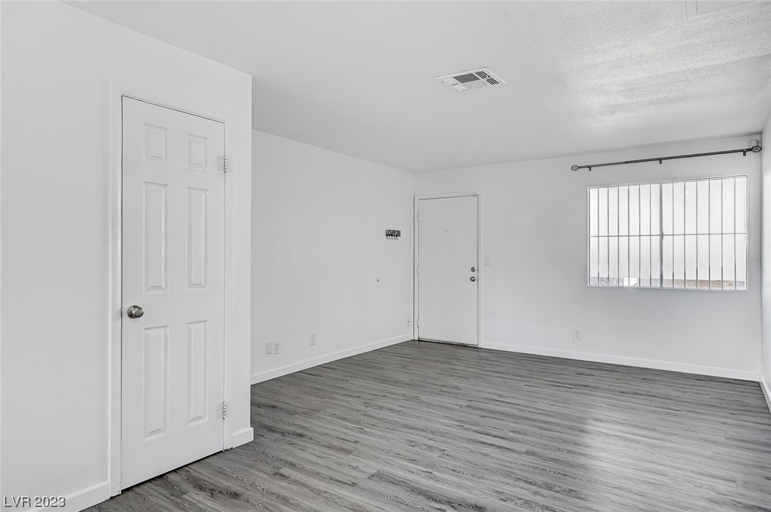 1303 Darlene Way Unit: 101C