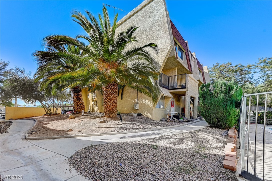 1303 Darlene Way Unit: 101C