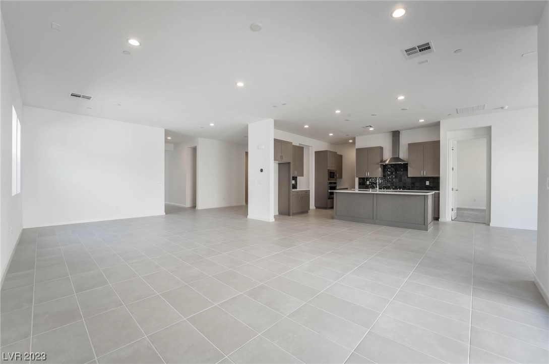 8929 Windgate Ranch Street