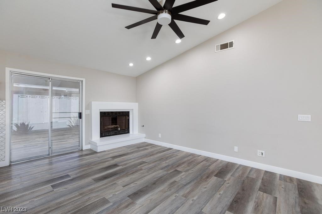 335 Simon Bolivar Drive